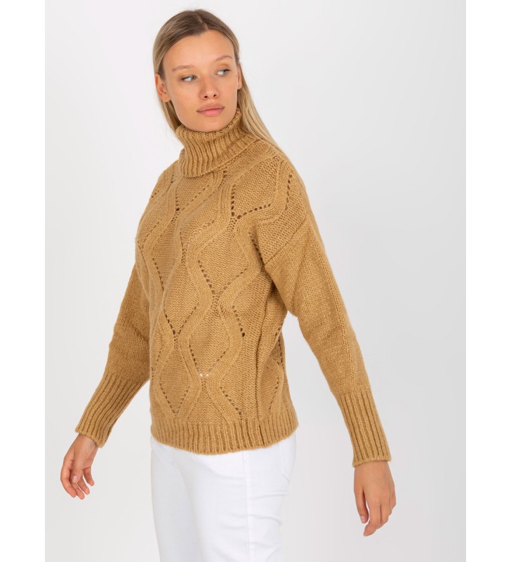 Sweter z golfem LC-SW-3019.05P camelowy