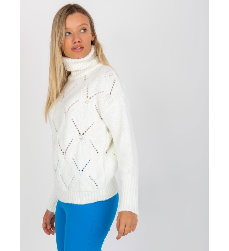 Sweter z golfem LC-SW-3019.05P ecru