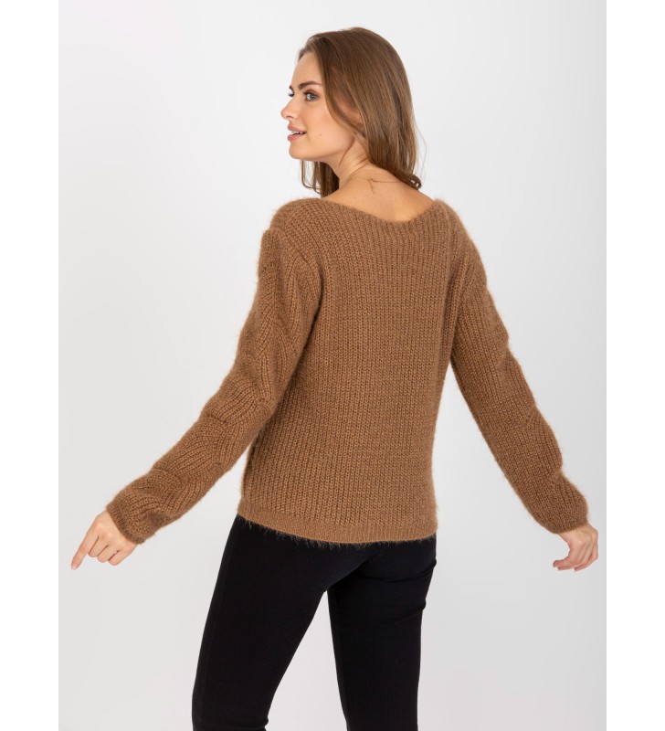 Sweter klasyczny TW-SW-BI-9030.08 brązowy