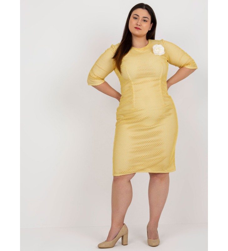 Sukienka plus size LK-SK-506721.69 ciemny żółty