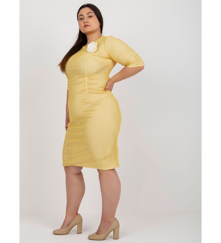 Sukienka plus size LK-SK-506721.69 ciemny żółty