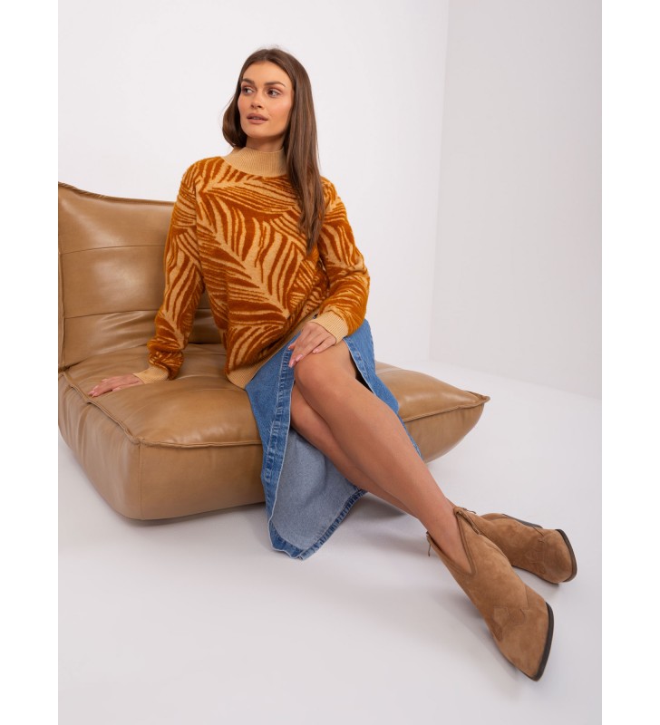 Sweter z golfem AT-SW-2357.96 camelowy