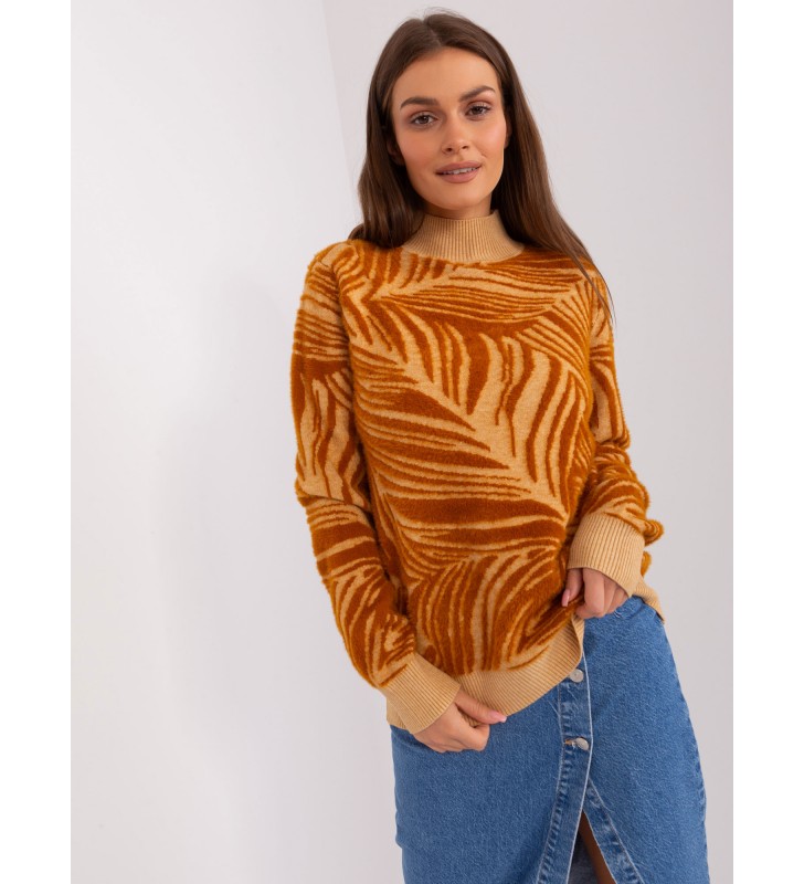 Sweter z golfem AT-SW-2357.96 camelowy