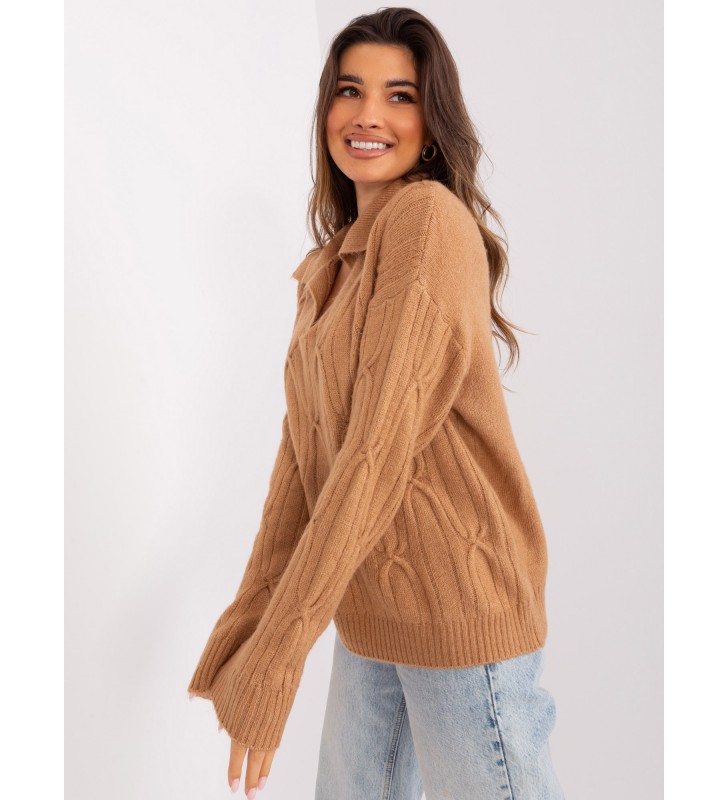 Sweter z warkoczami AT-SW-2349-2.27 camelowy