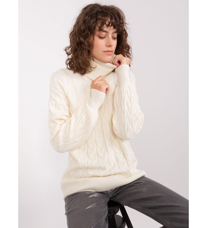 Sweter z golfem AT-SW-2348.07 ecru