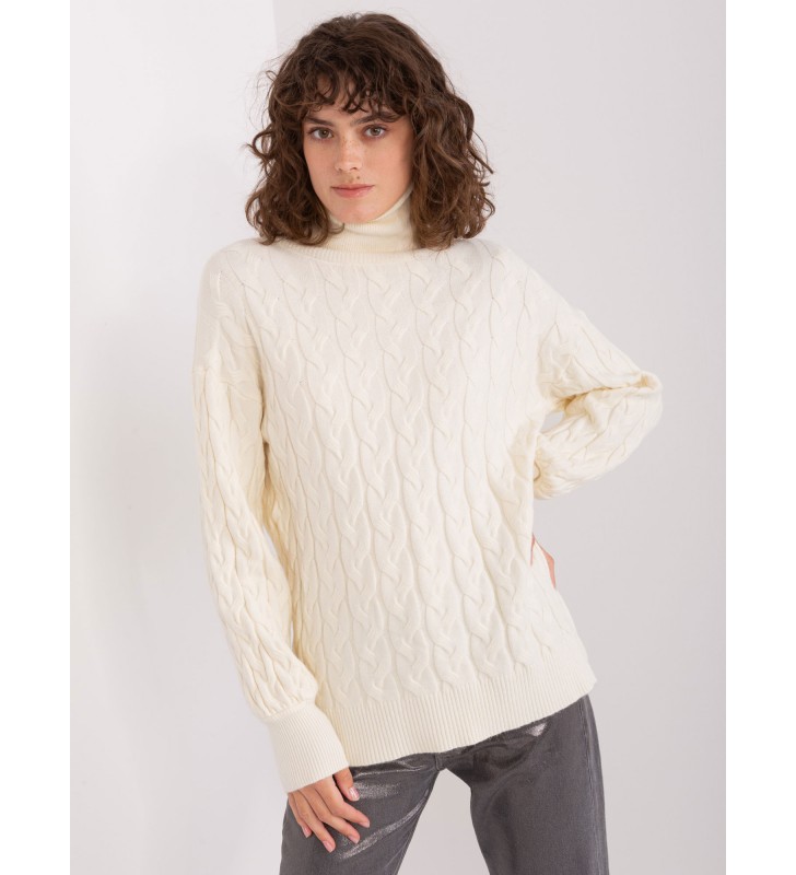 Sweter z golfem AT-SW-2348.07 ecru