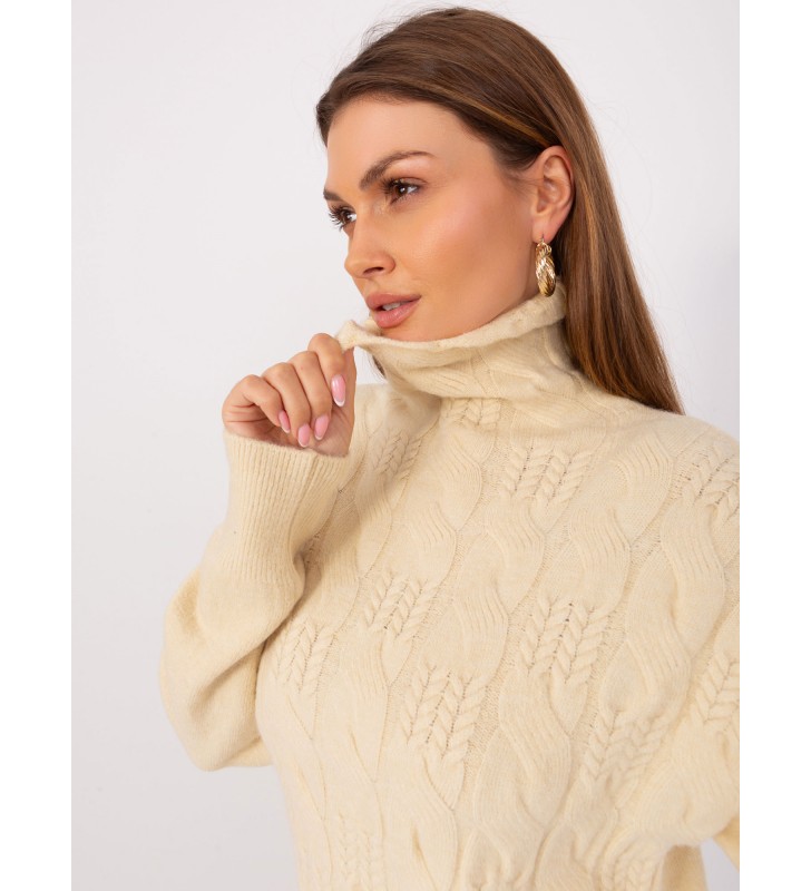 Sweter z golfem AT-SW-23401.97P jasny beżowy