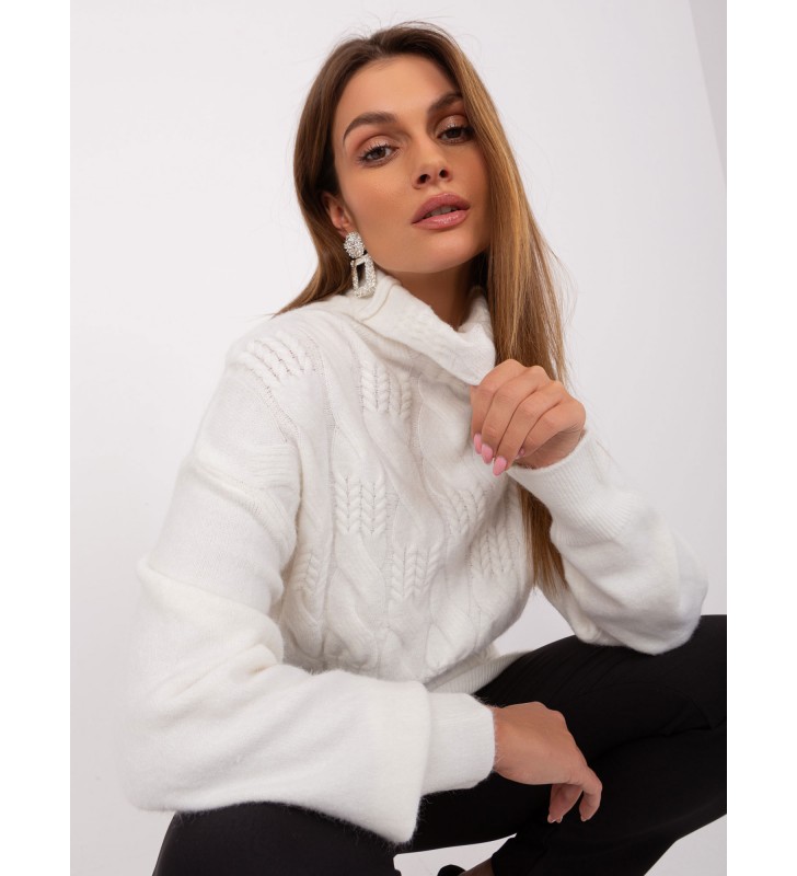 Sweter z golfem AT-SW-23401.97P ecru