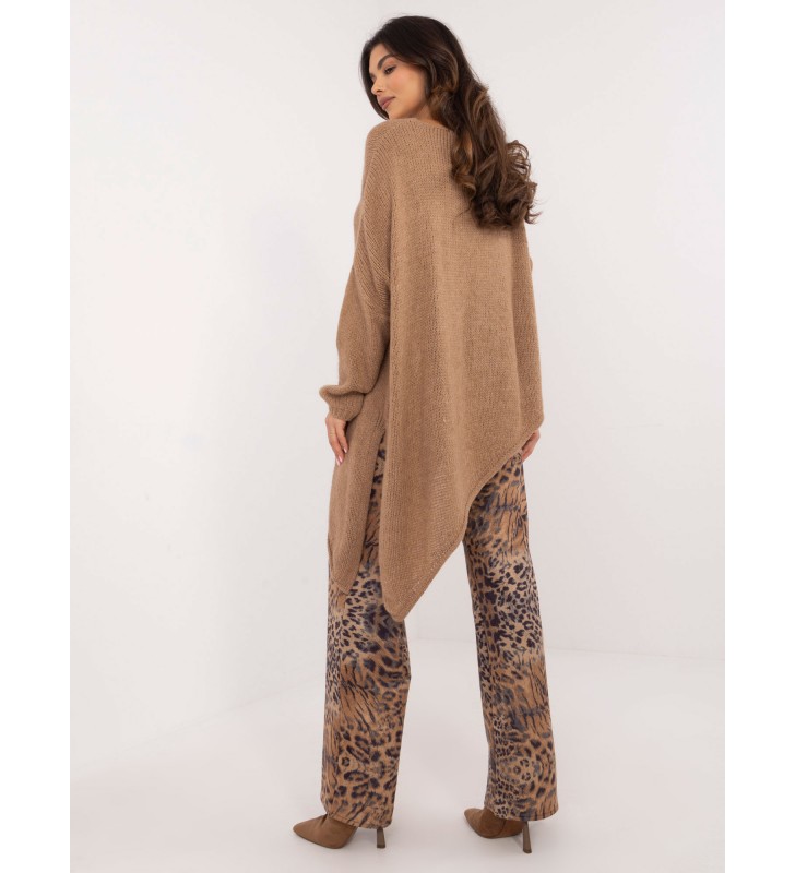 Sweter asymetryczny TW-SW-BI-1925.85 camelowy