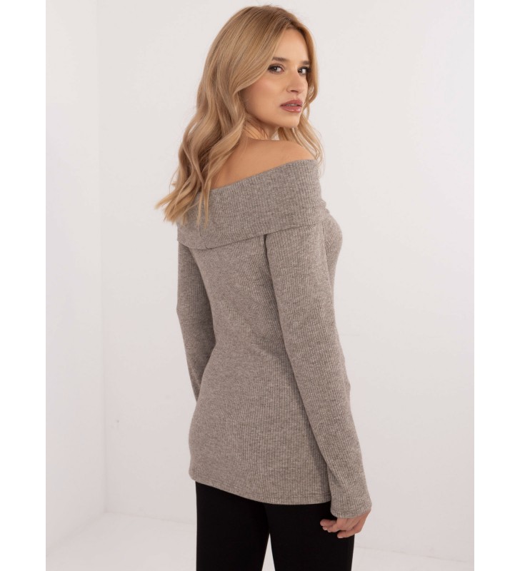 Sweter z odkrytymi ramionami DHJ-SW-A2449.33 ciemny bezowy